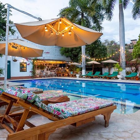 Entre Palmas Casa Hotel سانتا في دي أنتيوكيا المظهر الخارجي الصورة
