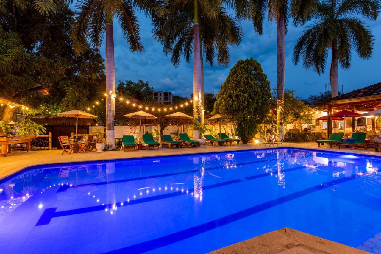 Entre Palmas Casa Hotel سانتا في دي أنتيوكيا المظهر الخارجي الصورة
